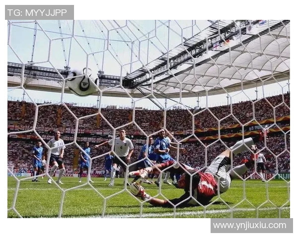 乌龙球事件回顾与分析揭示足球场上的意外与争议